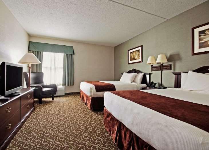 D. Hotel Suites & Spa Холиоук Стая снимка